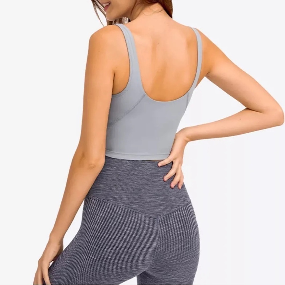 Cropped Tank in Light Gray